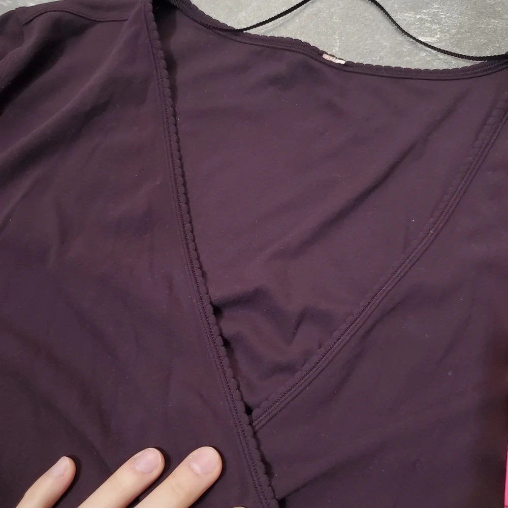 Lululemon Full Freedom Long Sleeve Shirt. Purple. Draped. Scalloped Details. XL - Picture 4 of 7